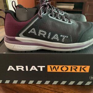 Ariat composite toe work shoe, women’s size 8